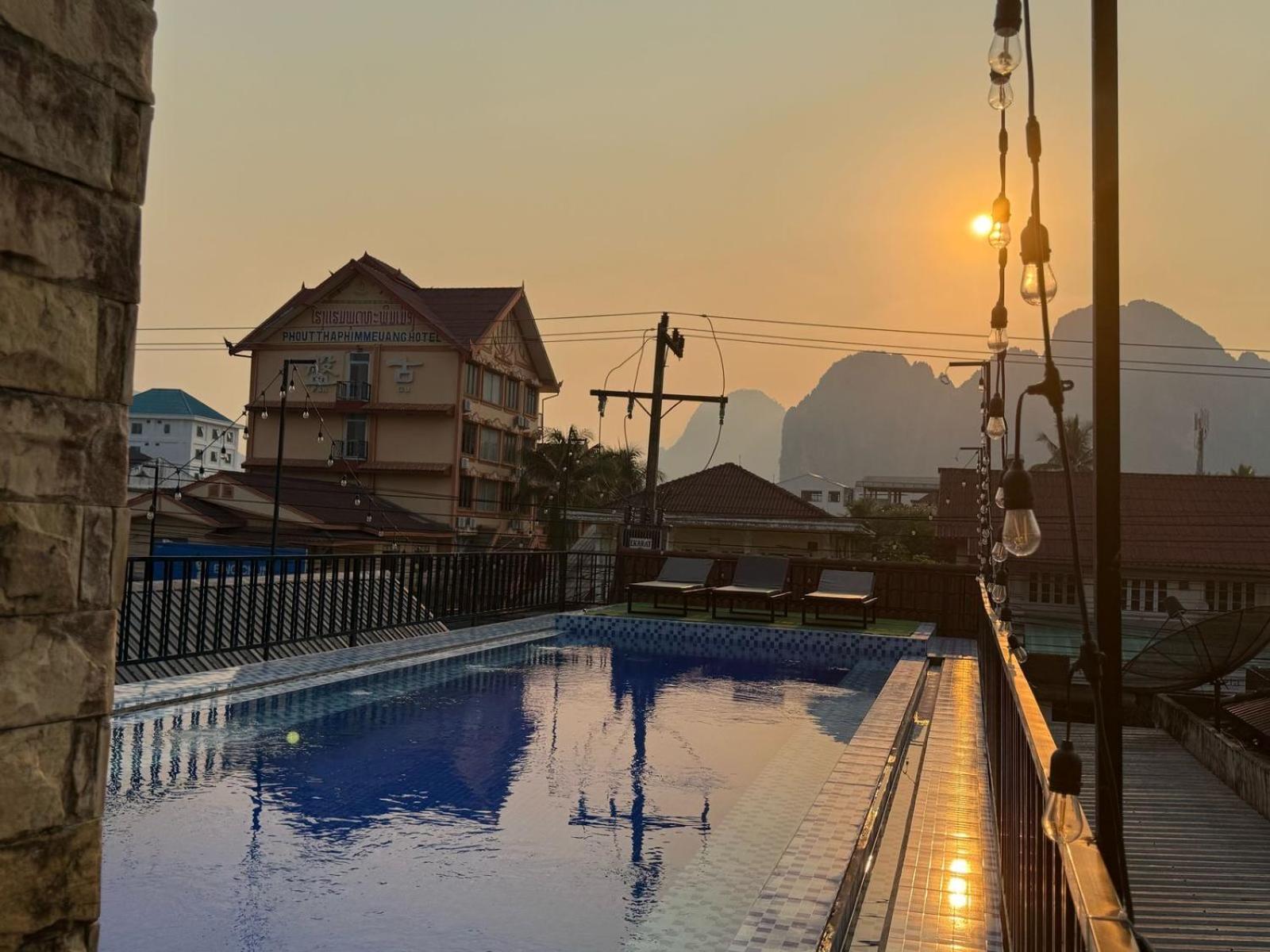 A P S Moutain View Hotel Ванг-Виенг Экстерьер фото